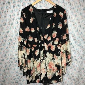 Floral Romper 🌸🌸🌸